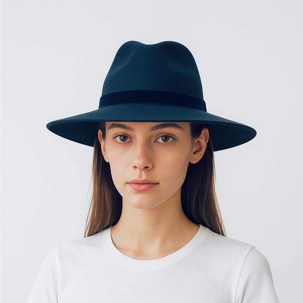 Yosuzi beautiful navy fedora